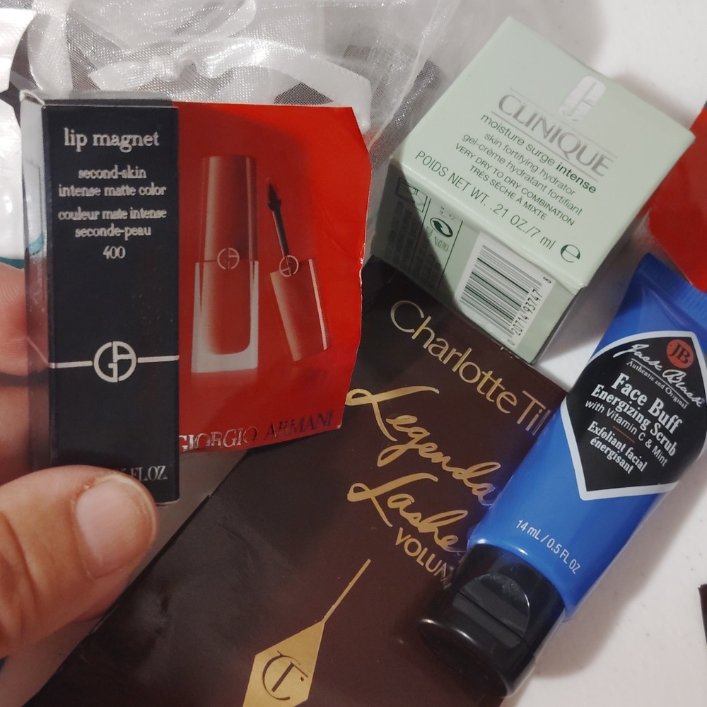 Mystery Gift ๐ IIH AWARENESS GIFT AWAY ๐ ๐ Mystery Gift ๐ - Picture 4 of 9